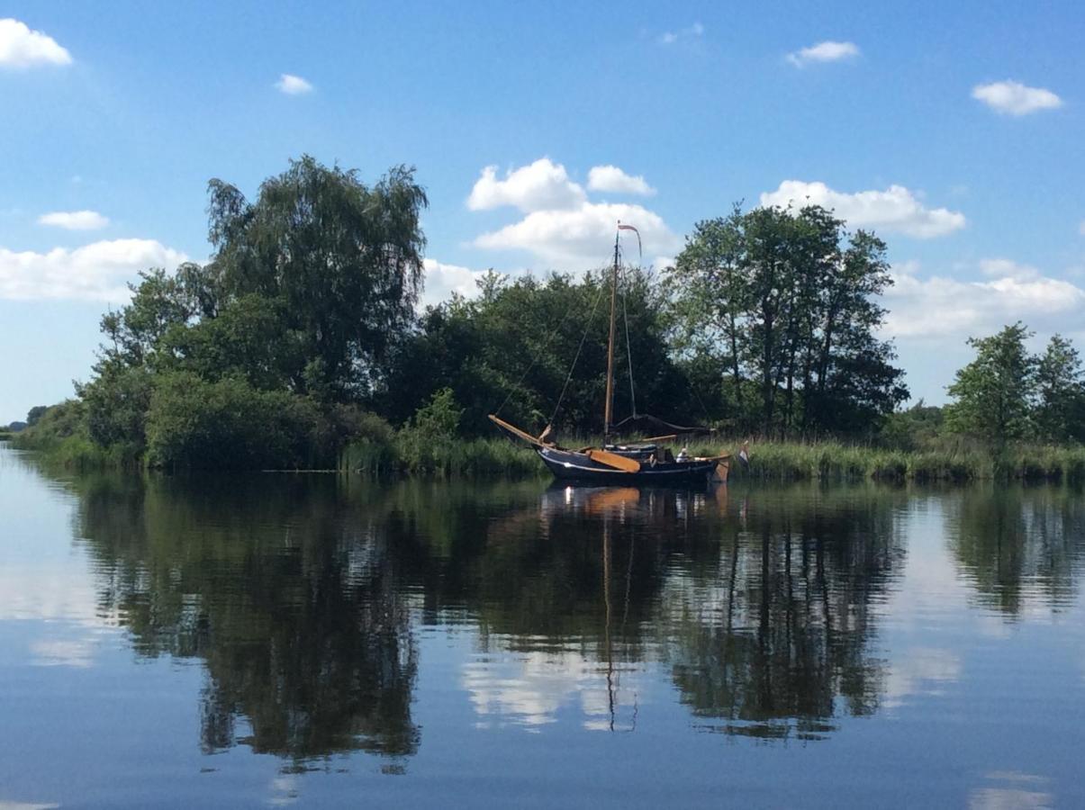 Het Waterhoentje Sint Jansklooster Luaran gambar